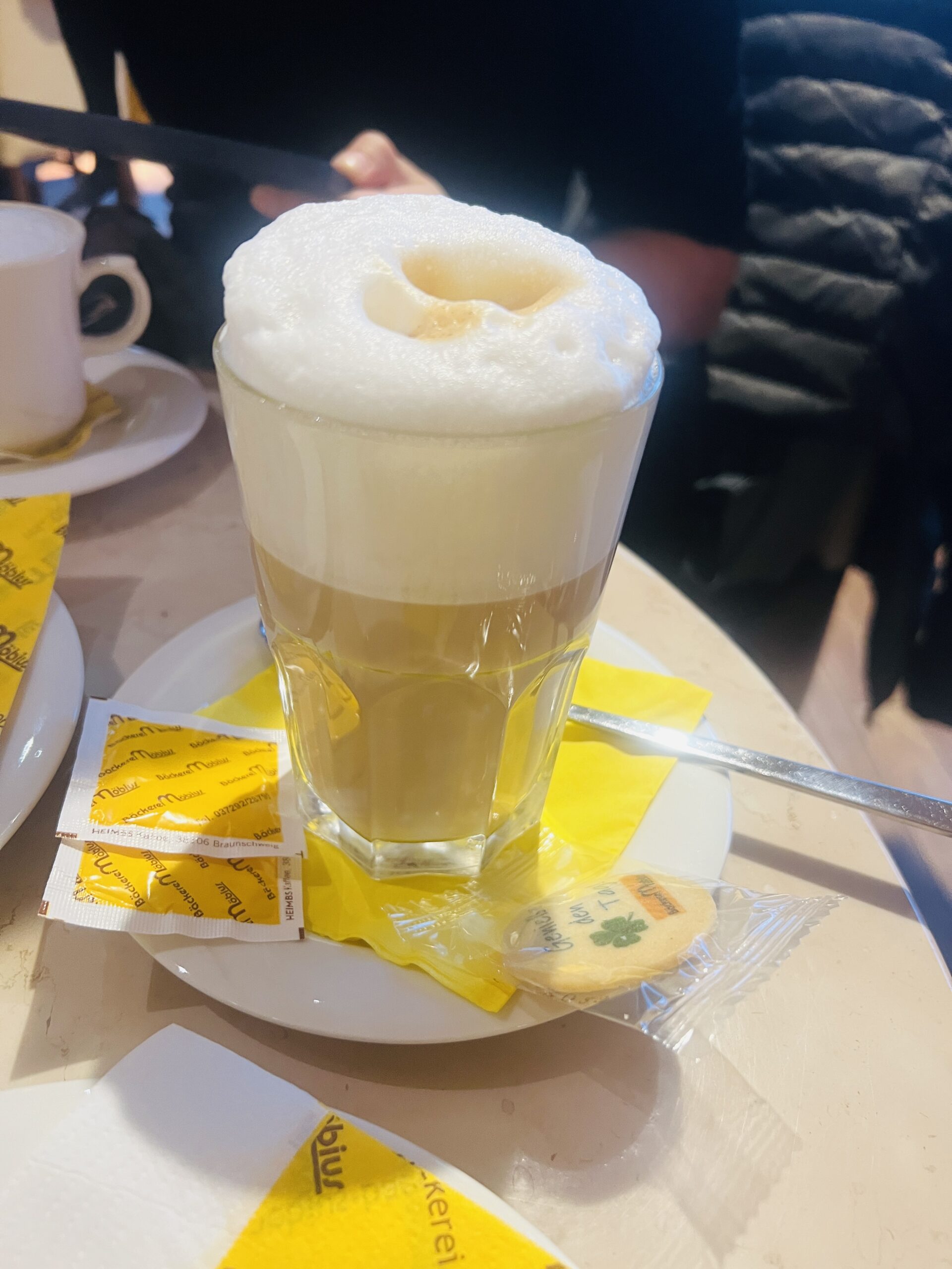 Cafe Möbius 5